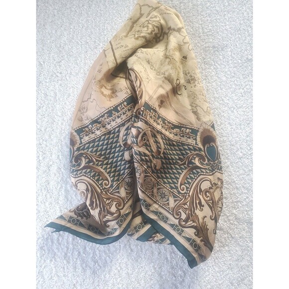 ELLEN TRACY Designer Discover Map Silk Scarf 34“ Square - Picture 14 of 15